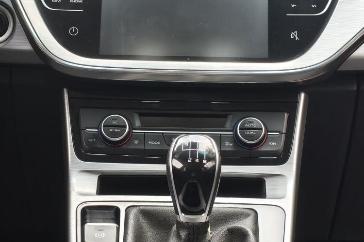 Used Geely Auto Emgrand GS 2019 1.4T Manual Ya Audio And AC Panel