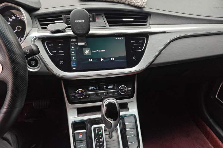 Used Geely Auto Emgrand GS 2019 1.4T CVT Edition Audio And AC Panel