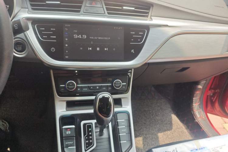 Used Geely Auto Emgrand GS 2019 1.4T CVT Edition Audio And AC Panel