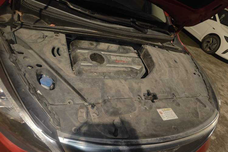 Used Geely Auto Emgrand GS 2019 1.4T CVT Edition Engine Bay Right