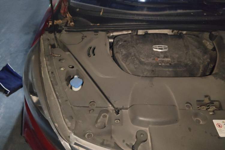 Used Geely Auto Emgrand GS 2019 1.5TD DCT Active 260T Engine Bay Right