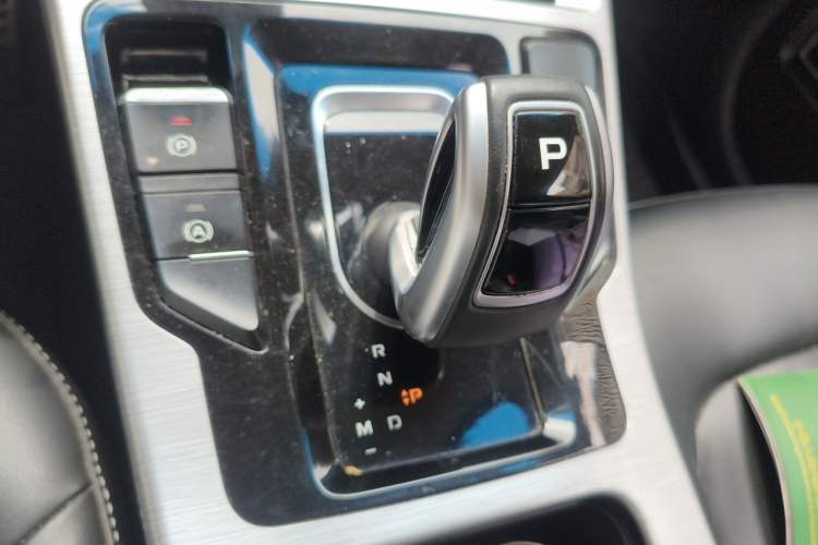 Used Geely Auto Emgrand GS 2019 1.5TD DCT Active 260T Gear Lever
