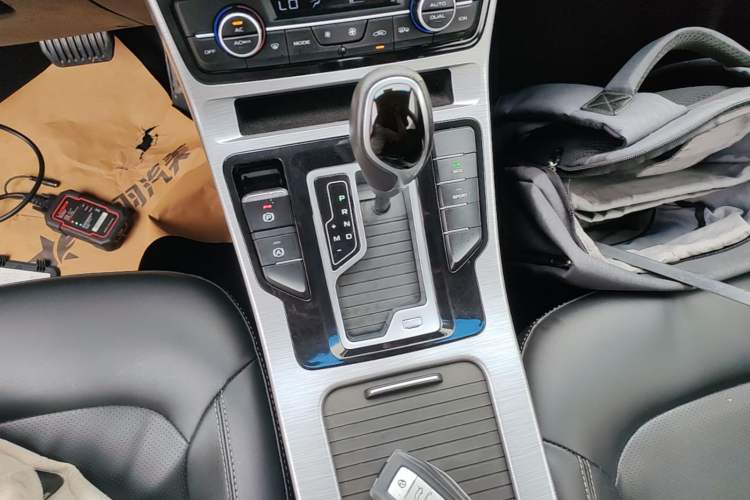 Used Geely Auto Emgrand GS 2019 1.4T CVT Active Gear Lever