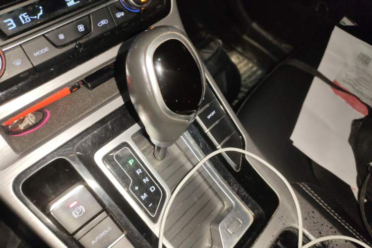 Used Geely Auto Emgrand GS 2019 1.4T CVT Edition Gear Lever