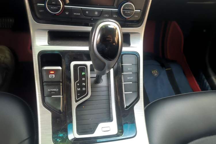 Used Geely Auto Emgrand GS 2019 1.4T CVT Edition Gear Lever