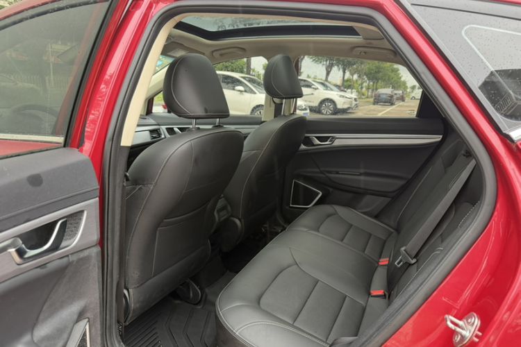 Used Geely Auto Emgrand GS 2019 1.4T CVT Active Interior 2