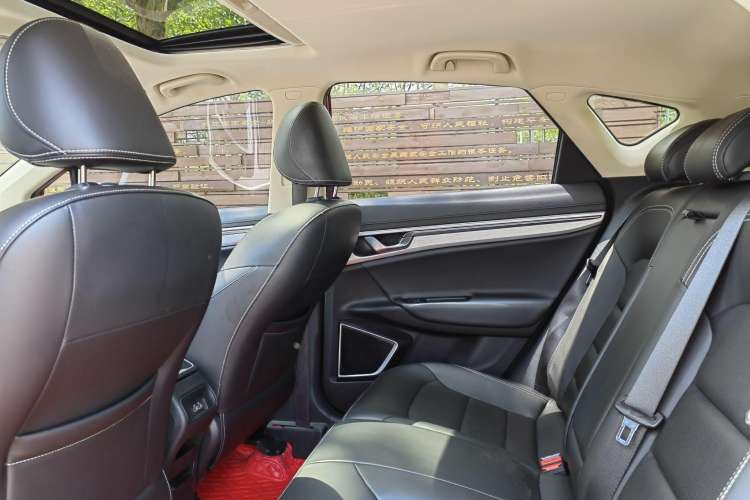 Used Geely Auto Emgrand GS 2019 1.4T CVT Edition Interior 4