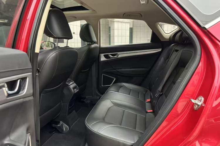 Used Geely Auto Emgrand GS 2019 1.4T CVT Edition Interior 4
