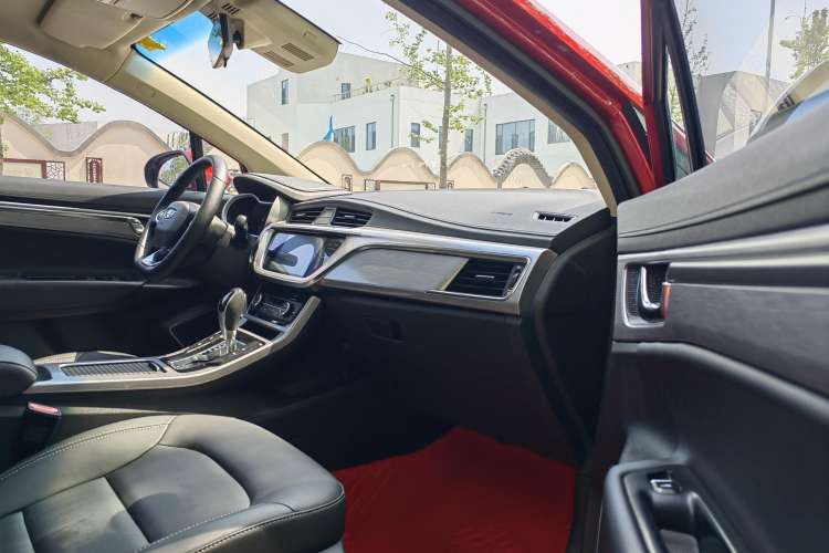 Used Geely Auto Emgrand GS 2019 1.4T CVT Edition Interior 5