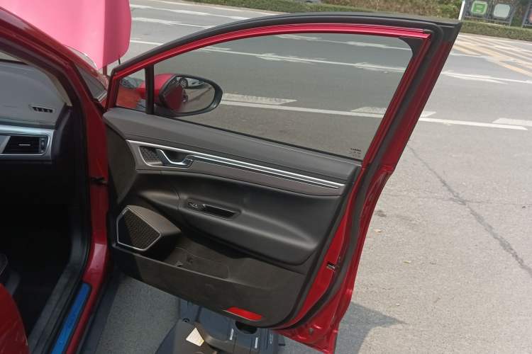 Used Geely Auto Emgrand GS 2019 1.4T CVT Edition Interior 5