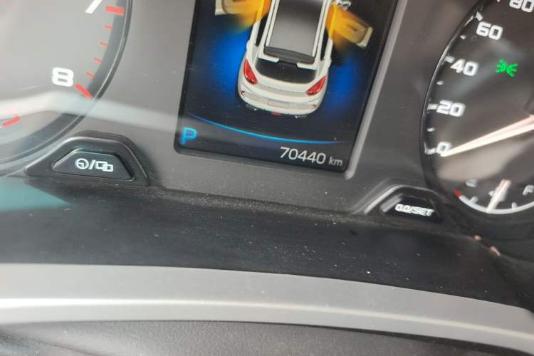 Used Geely Auto Emgrand GS 2019 1.4T CVT Yar Pro Odometer Close Up