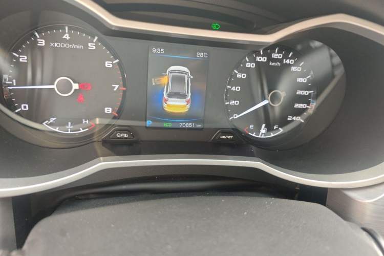 Used Geely Auto Emgrand GS 2019 1.4T CVT Active Odometer Close Up