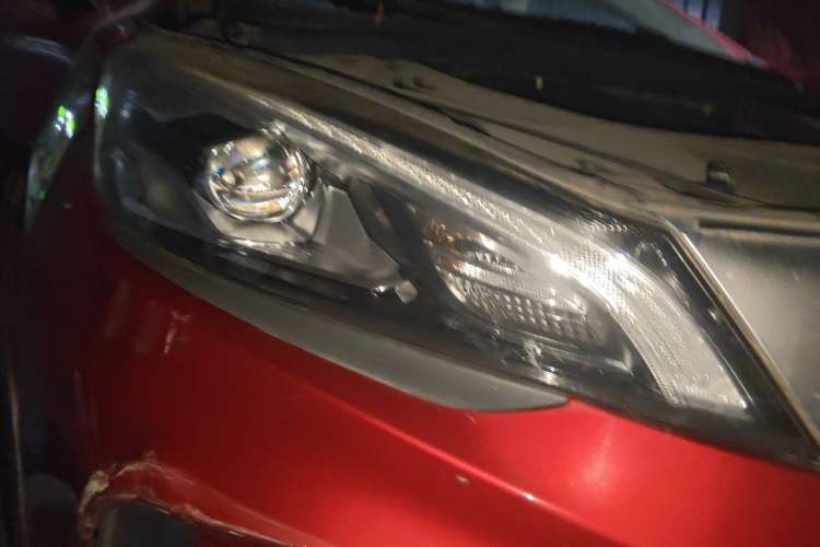 Used Geely Auto Emgrand GS 2019 1.5TD DCT Active 260T Right Front Headlight