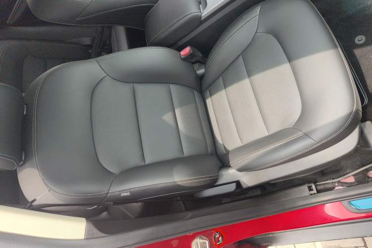 Used Geely Auto Emgrand GS 2019 1.4T Manual Ya Right Front Seat