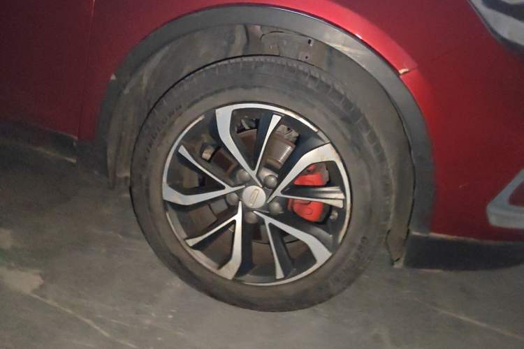 Used Geely Auto Emgrand GS 2019 1.5TD DCT Active 260T Right Front Wheel Hub