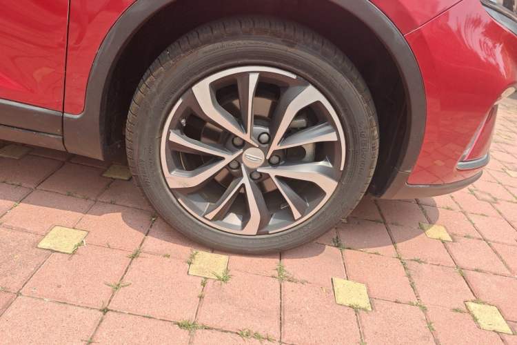 Used Geely Auto Emgrand GS 2019 1.4T CVT Edition Right Front Wheel Hub