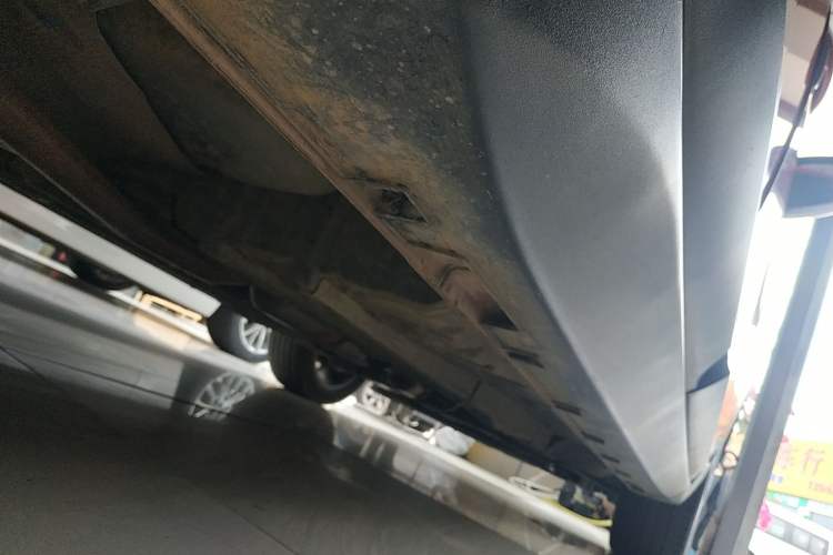 Used Geely Auto Emgrand GS 2019 1.5TD DCT Active 260T Right Side Sill