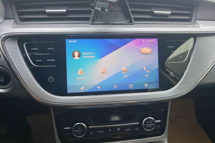 Used Geely Auto Emgrand GS 2019 1.4T CVT Edition Audio And AC Panel