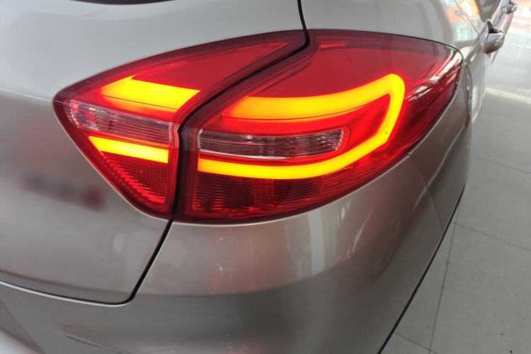 Used Geely Auto Emgrand GS 2019 1.4T CVT Edition Right Rear Taillight