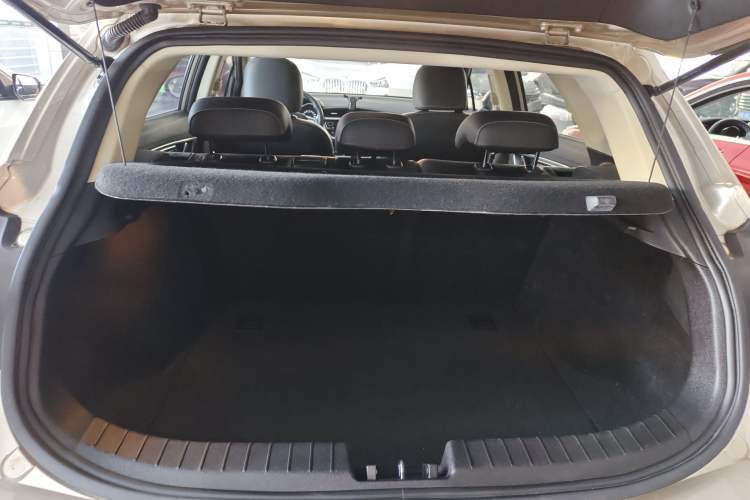 Used Geely Auto Emgrand GS 2019 1.4T CVT Edition Trunk