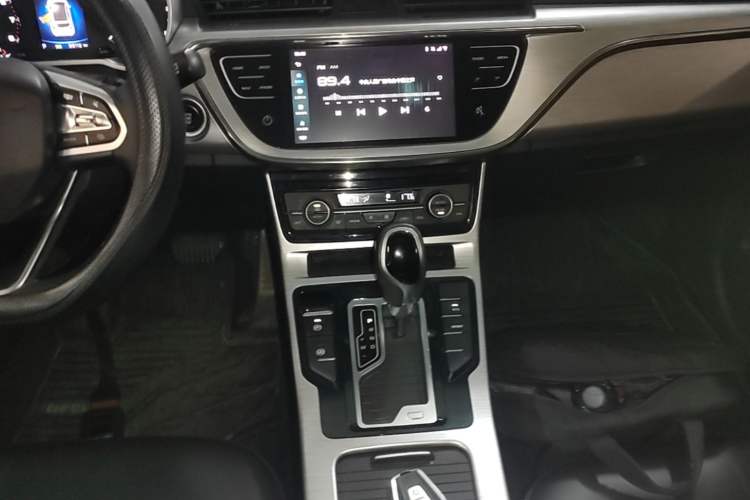 Used Geely Auto Emgrand GS 2019 1.4T CVT Active Audio And AC Panel