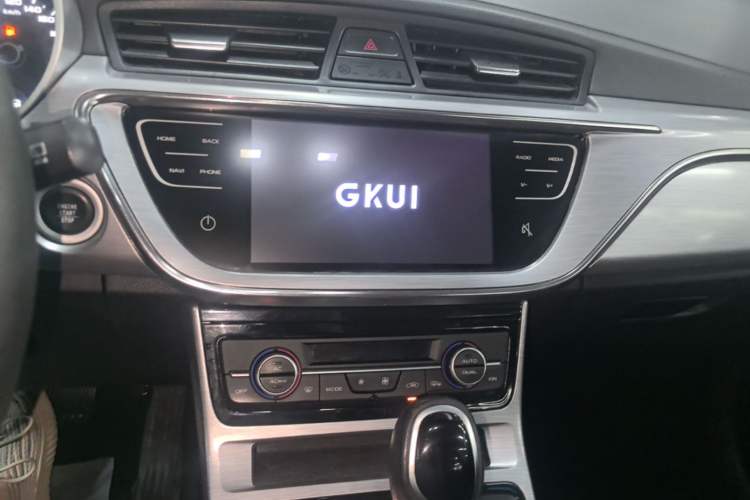 Used Geely Auto Emgrand GS 2019 1.4T CVT Edition Audio And AC Panel