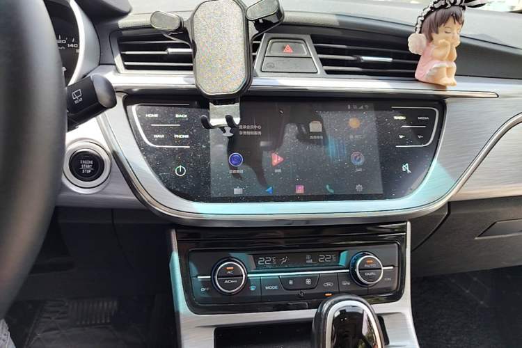 Used Geely Auto Emgrand GS 2019 1.4T CVT Edition Audio And AC Panel