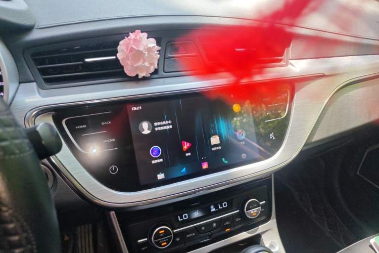 Used Geely Auto Emgrand GS 2019 1.4T CVT Edition Audio And AC Panel