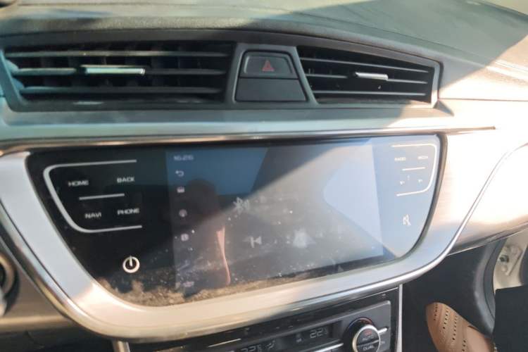 Used Geely Auto Emgrand GS 2019 1.4T CVT Edition Audio And AC Panel