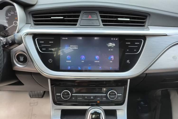 Used Geely Auto Emgrand GS 2019 1.4T CVT Edition Audio And AC Panel