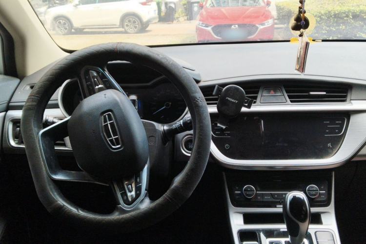 Used Geely Auto Emgrand GS 2019 1.4T CVT Edition Center Console