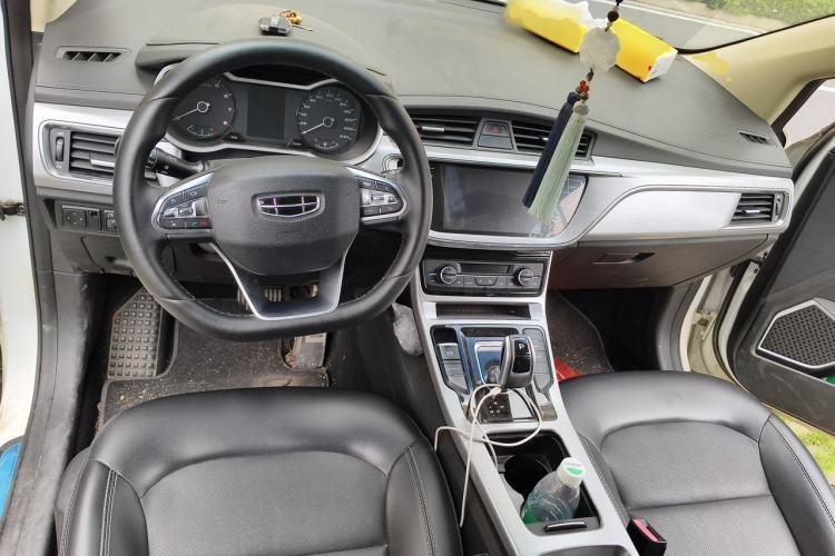 Used Geely Auto Emgrand GS 2019 1.5TD DCT Active 260T Center Console