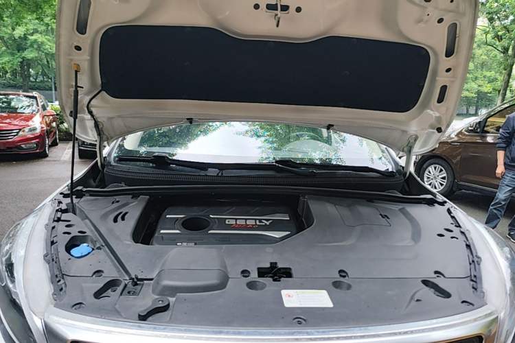 Used Geely Auto Emgrand GS 2019 1.4T CVT Edition Engine Bay