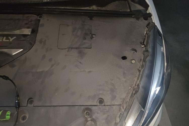 Used Geely Auto Emgrand GS 2019 1.4T CVT Edition Engine Bay Left