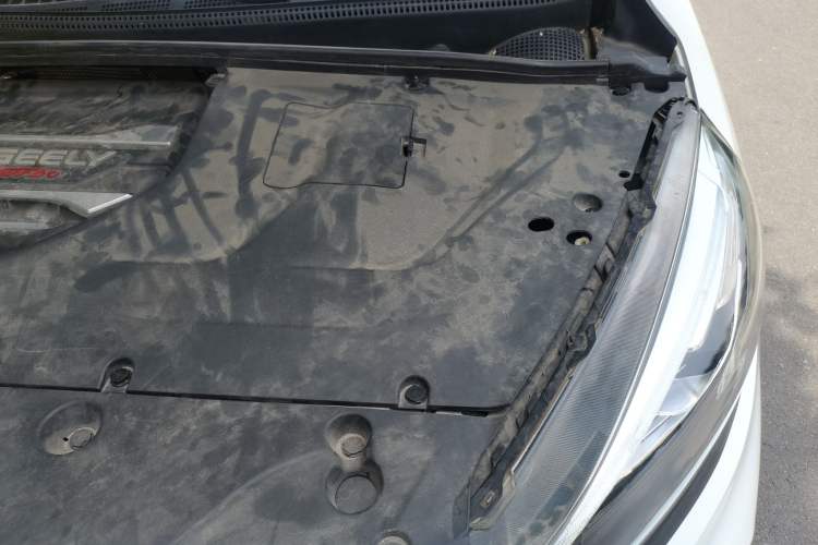 Used Geely Auto Emgrand GS 2019 1.4T CVT Edition Engine Bay Left