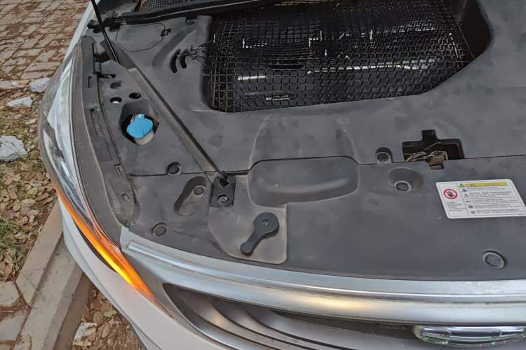 Used Geely Auto Emgrand GS 2019 1.4T CVT Edition Engine Bay Right