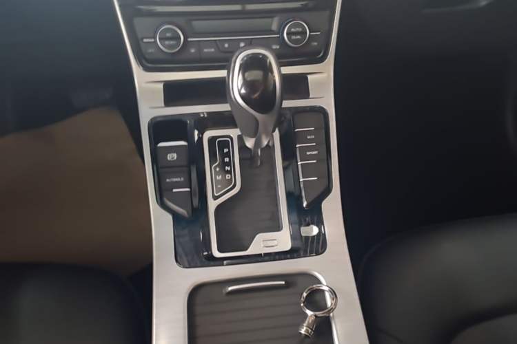 Used Geely Auto Emgrand GS 2019 1.4T CVT Edition Gear Lever