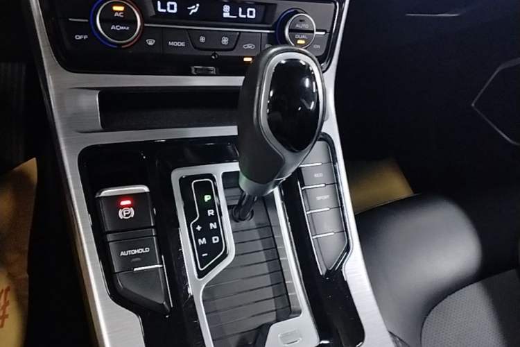 Used Geely Auto Emgrand GS 2019 1.4T CVT Edition Gear Lever