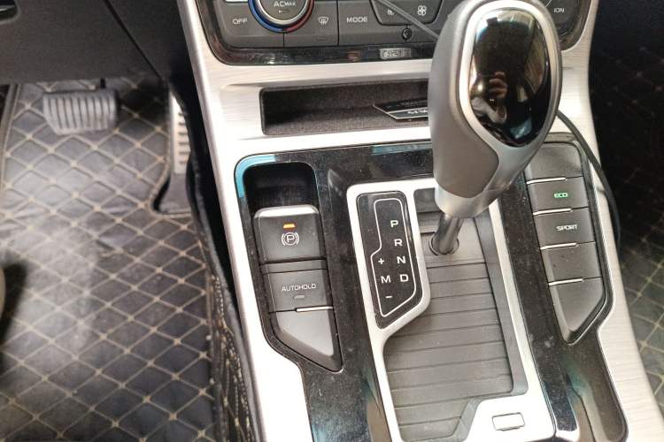 Used Geely Auto Emgrand GS 2019 1.4T CVT Active Gear Lever