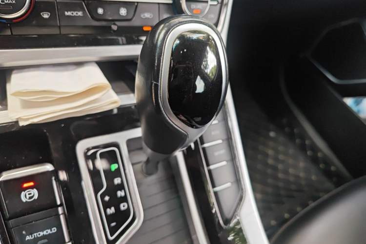 Used Geely Auto Emgrand GS 2019 1.4T CVT Edition Gear Lever