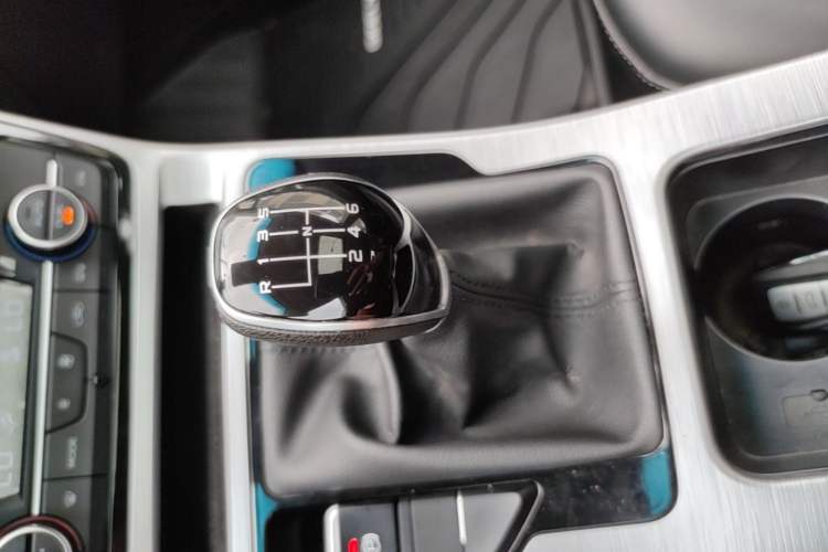 Used Geely Auto Emgrand GS 2019 1.4T Manual Ya Gear Lever
