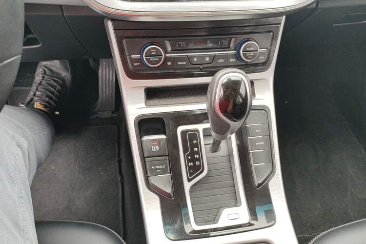 Used Geely Auto Emgrand GS 2019 1.4T CVT Edition Gear Lever