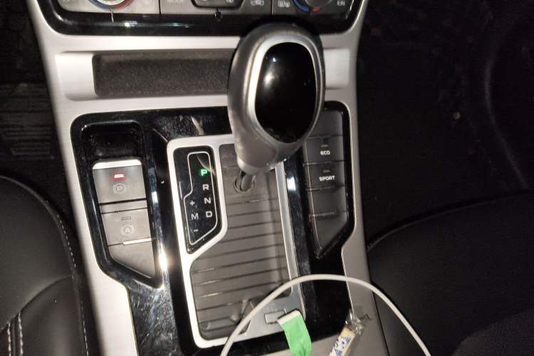 Used Geely Auto Emgrand GS 2019 1.4T CVT Edition Gear Lever