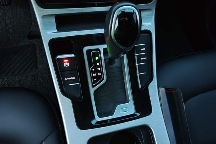 Used Geely Auto Emgrand GS 2019 1.4T CVT Edition Gear Lever