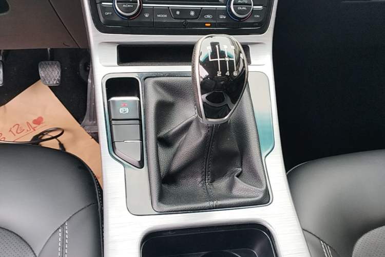 Used Geely Auto Emgrand GS 2019 1.4T Manual Ya Gear Lever