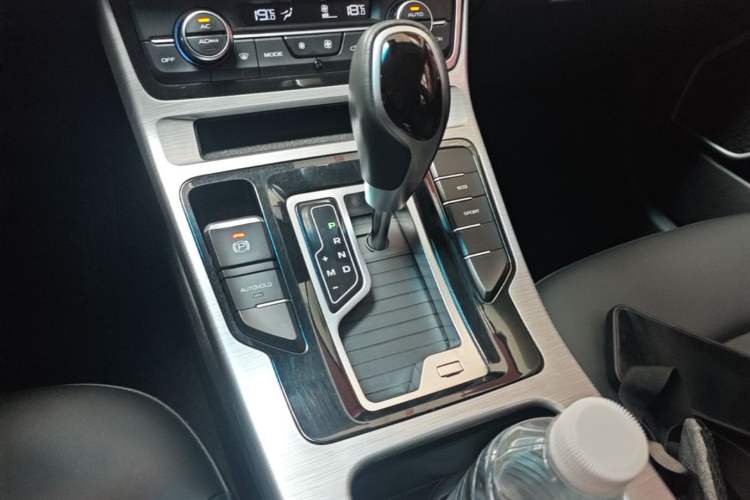 Used Geely Auto Emgrand GS 2019 1.4T CVT Edition Gear Lever