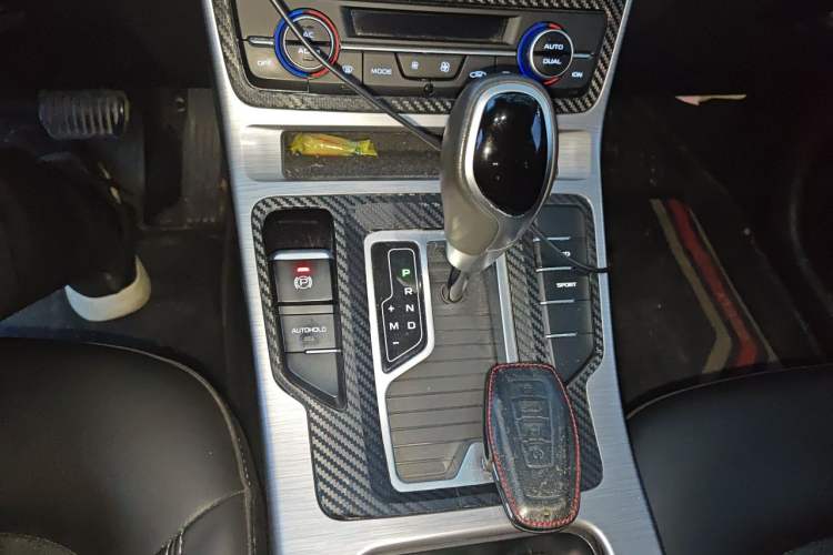 Used Geely Auto Emgrand GS 2019 1.4T CVT Edition Gear Lever