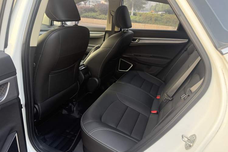 Used Geely Auto Emgrand GS 2019 1.4T CVT Edition Interior 3