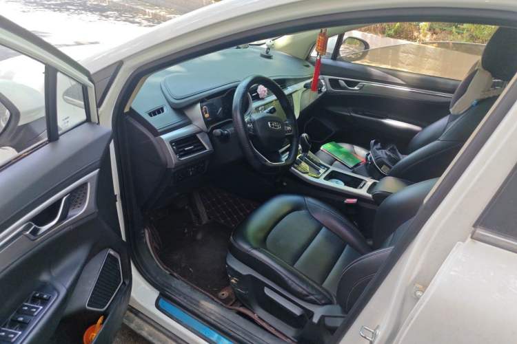Used Geely Auto Emgrand GS 2019 1.4T CVT Edition Interior 3