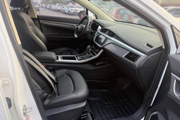 Used Geely Auto Emgrand GS 2019 1.4T CVT Edition Interior 4